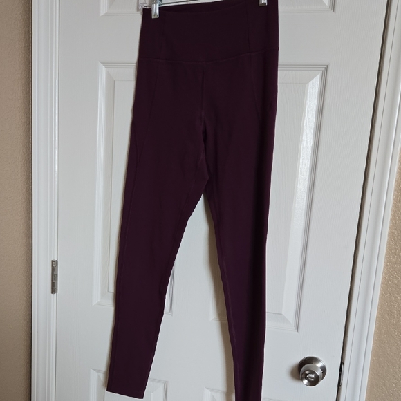 Girlfriend Collective Activewear - Picture 10 of 10